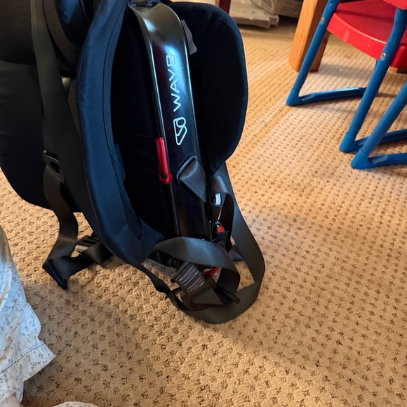 Wayb pico travel car seat - Picture 4 of 13